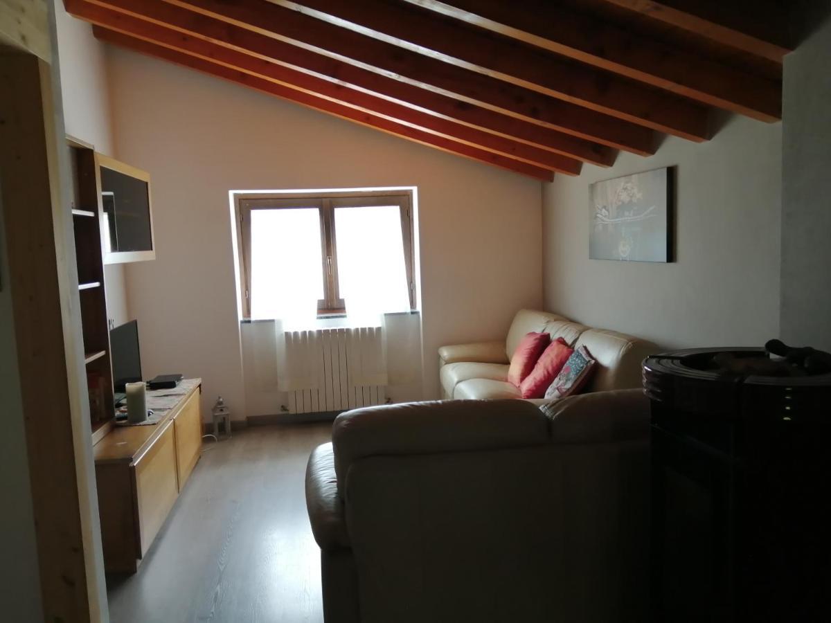 Casa Vacanze La Ca Del Cunfec 손드리오 외부 사진